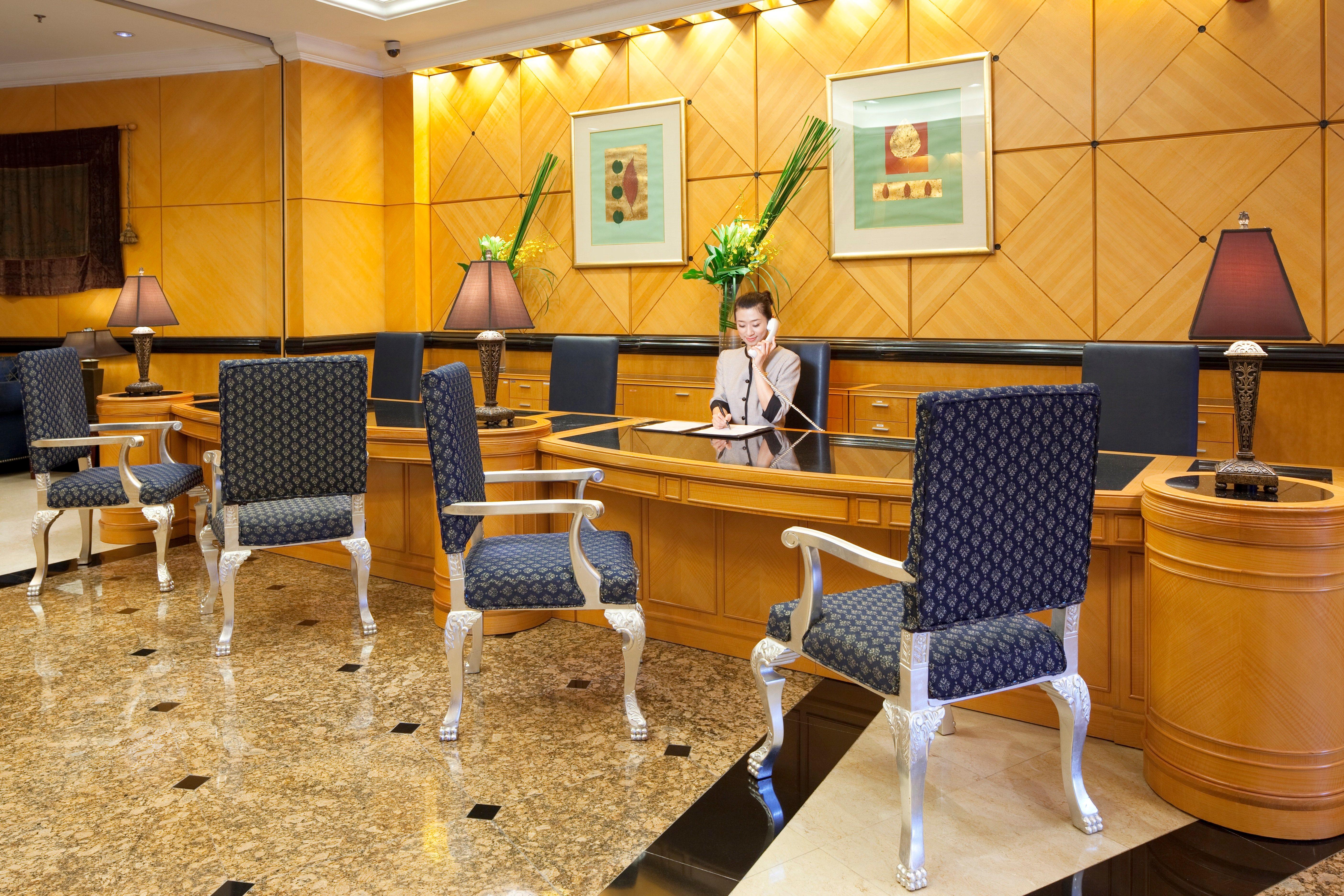Crowne Plaza Hotel & Suites Landmark Shenzhen By Ihg - Nearby Luohu Border, Indoor Heated Swimming Pool, Complimentary Welcome Drink Экстерьер фото