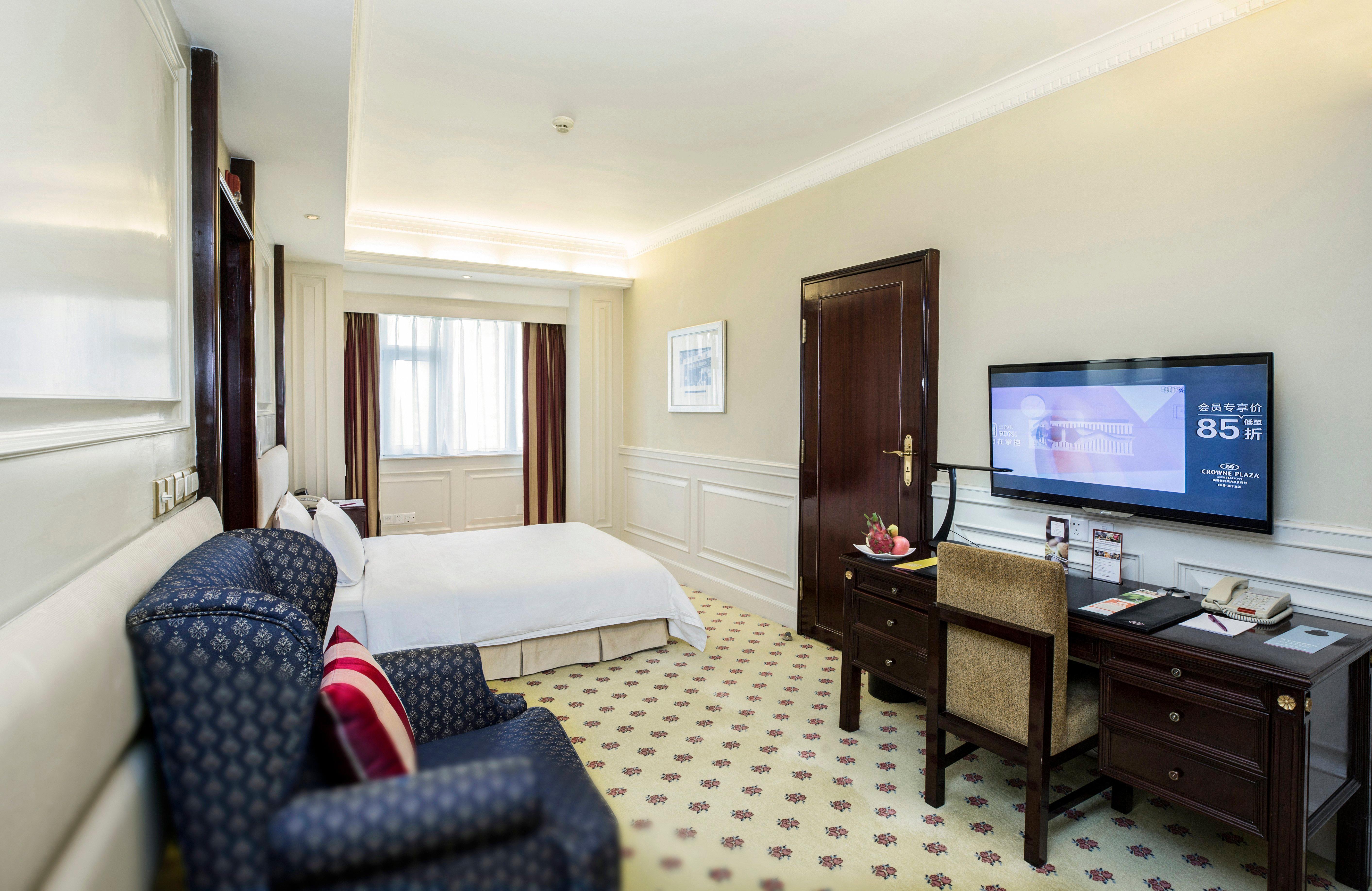 Crowne Plaza Hotel & Suites Landmark Shenzhen By Ihg - Nearby Luohu Border, Indoor Heated Swimming Pool, Complimentary Welcome Drink Экстерьер фото
