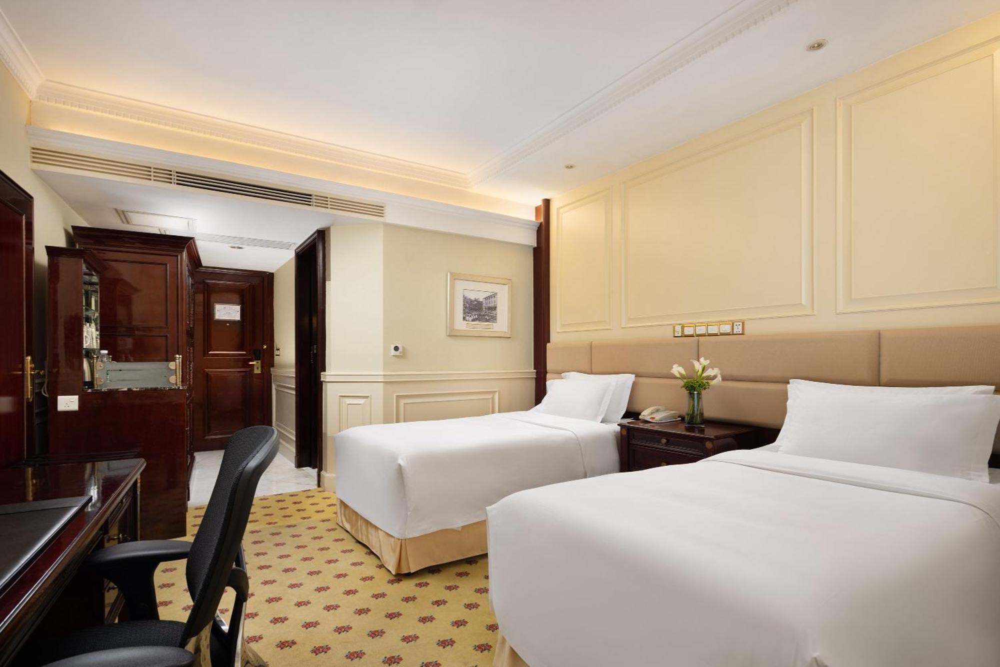 Crowne Plaza Hotel & Suites Landmark Shenzhen By Ihg - Nearby Luohu Border, Indoor Heated Swimming Pool, Complimentary Welcome Drink Экстерьер фото