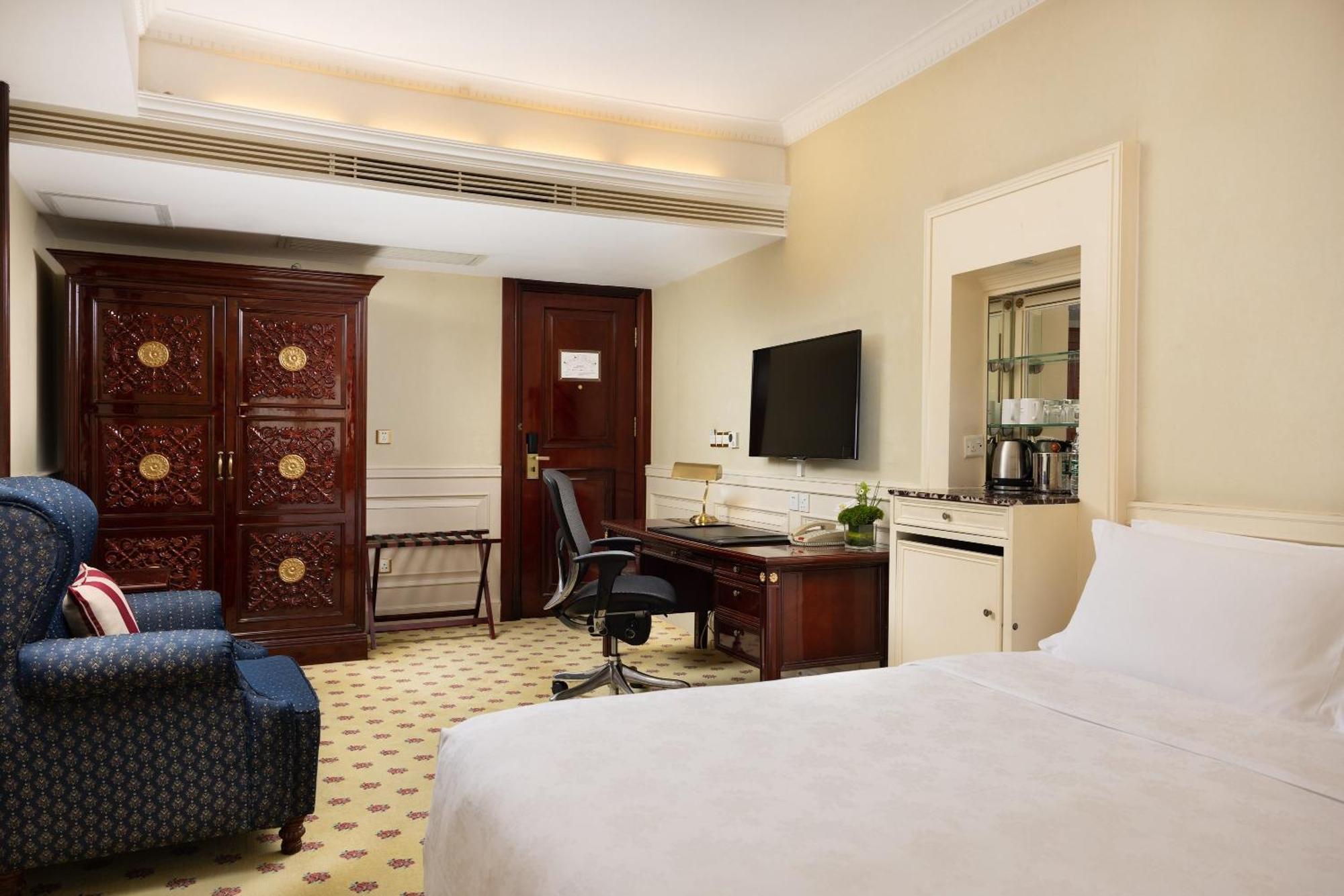 Crowne Plaza Hotel & Suites Landmark Shenzhen By Ihg - Nearby Luohu Border, Indoor Heated Swimming Pool, Complimentary Welcome Drink Экстерьер фото